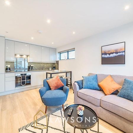 Chic Living By Lawsons Windsor Exterior foto
