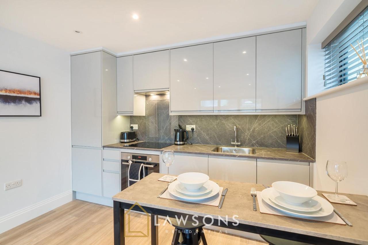 Chic Living By Lawsons Windsor Exterior foto